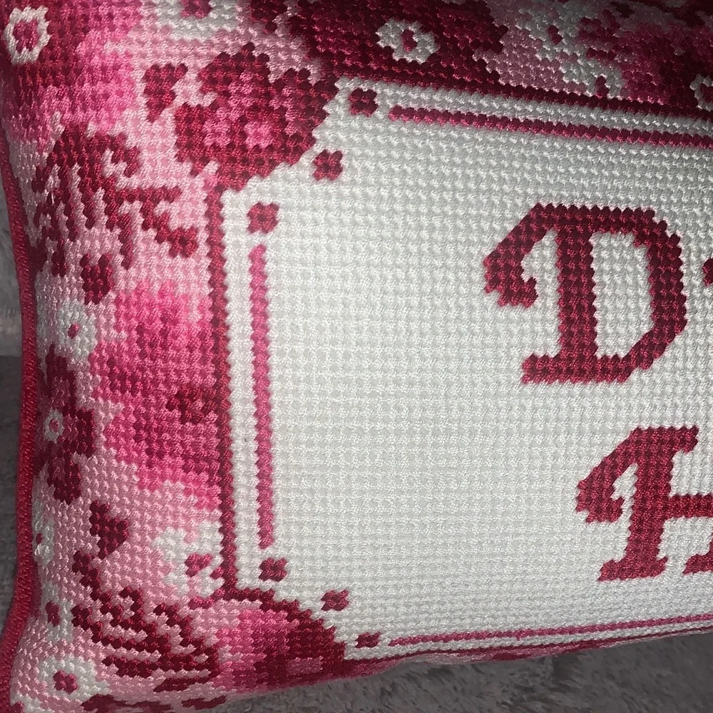 🆕- Floral 'Dump Him' Accent Pillow